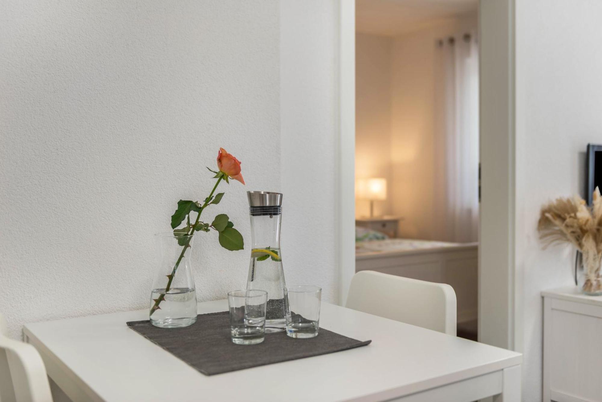 Koese Apartment *