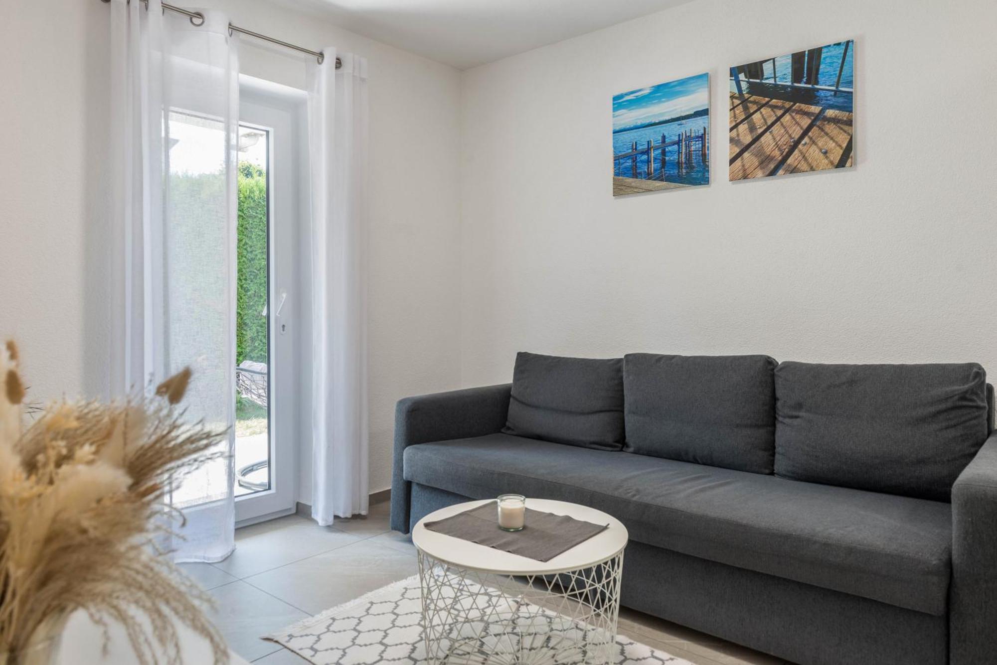 Koese Apartment *