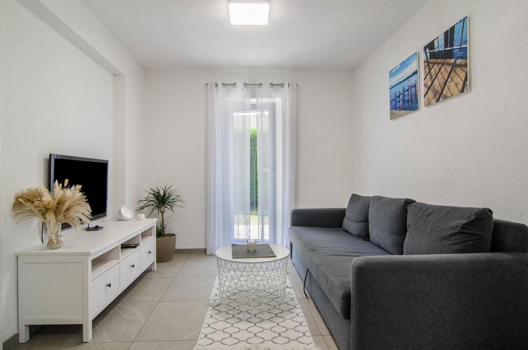 Koese Apartment *